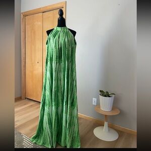 Green Halter Jumpsuit

A1 0226